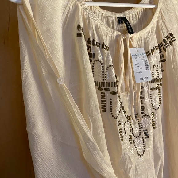 BRAND NEW EMBROIDERED TOP - Picture 3 of 4